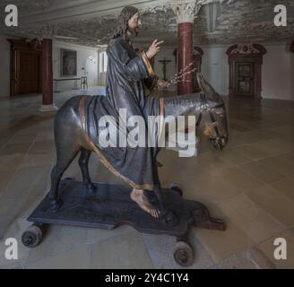 Christus auf dem Palmenesel, Detail, Holzfigur um 1880, Dominikanerkloster in Wettenhausen, Schwaben, Bayern, Deutschland, Europa Stockfoto