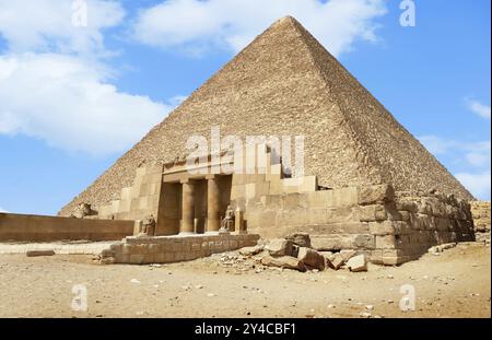 Eintritt zur großen Pyramide in Gizeh, Ägypten, Afrika Stockfoto