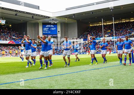 Ibrox Stadium, Heimstadion des Glasgow Rangers FC, Glasgow, Schottland, Vereinigtes Königreich, Mittwoch, Juli 2014. Mitglieder des Scotland Rugby Sivens Teams verlassen das Feld nach ihrem letzten Spiel bei den Glasgow Commonwealth Games 2014 Stockfoto