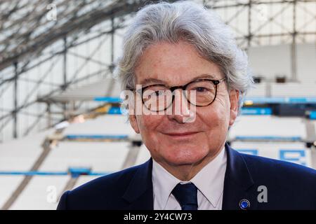 Marseille, Frankreich. November 2023. Sylvain Rostaing/Le Pictorium - Porträt von Thierry Breton - 24/11/2023 - Frankreich/Provence-Alpes-Cote d'Azur/Marseille - Porträt Thierry Breton hier in Marseille bei einem Treffen über Künstliche Intelligenz Credit: LE PICTORIUM/Alamy Live News Stockfoto