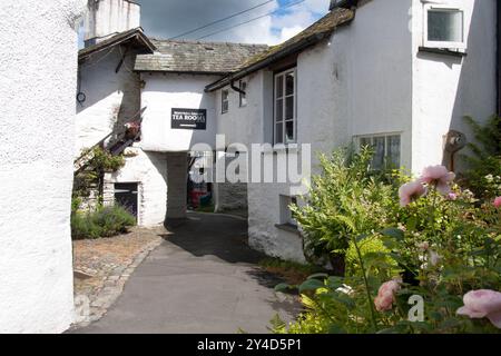 Das malerische Dorf Hawkshead, Wordsworths Kindheitshaus, Westmorland & Furness, Lake District, Cumbria, England Stockfoto