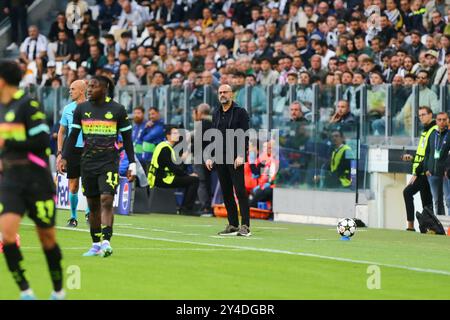 Peter Bosz, Cheftrainer des PSV Eindhoven, während des UEFA Champions League-Spiels zwischen Juventus FC und PSV Eindhoven im Allianz Stadium im September Stockfoto