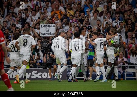 Madrid, Spanien. September 2024. Real Madrid schlug heute Abend im Santiago Bernabéu Stadion im ersten Spiel der UEFA Champions League 2024-2025 gegen Stuttgart 3-1. Quelle: D. Canales Carvajal/Alamy Live News Stockfoto