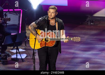 Nashville, USA. September 2024. Kameron Marlowe tritt am 21. August 2024 an der 17. Academy of Country Music Honors im Ryman Auditorium in Nashville, Tennessee auf. (Foto: Amiee Stubbs/imageSPACE) Credit: Imagespace/Alamy Live News Stockfoto