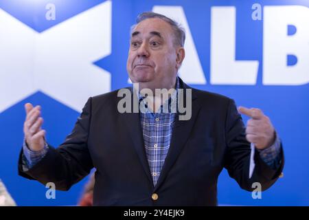 Aktenfoto vom 01/23 des ehemaligen Ersten Ministers Alex Salmond, der sagte, dass jede Nation "eine zweite Chance verdient", da er voraussagte, dass Schottland im nächsten Jahrzehnt unabhängig sein würde. Ausgabedatum: Mittwoch, 18. September 2024. Stockfoto