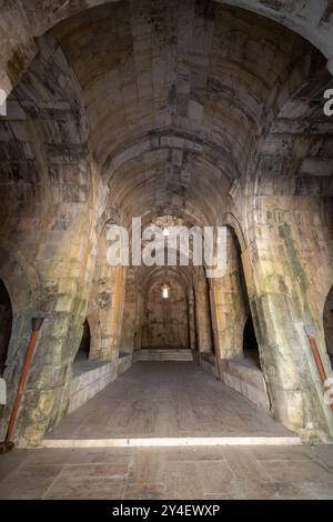 Susuz Caravanserai, erbaut von Giyaseddin Keykubad bin Keyhusrev, liegt an der Antalya Burdur Straße. Susuz kervansarayi Stockfoto