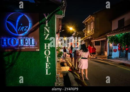 Jonker Street in Chinatown in Melaka während der chinesischen Neujahrsnacht Stockfoto