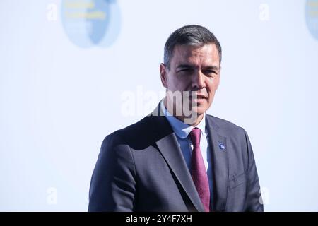 Spanien, Granada: 3. Gipfel der Europäischen Politischen Gemeinschaft am 5. Oktober 2023. Pedro Sanchez, Premierminister von Spanien (offizieller Präsident der Regierung Stockfoto