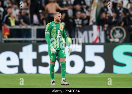 Turin, Italien. September 2024. Michele Di Gregorio von Juventus wurde während des Spiels zwischen Juventus und PSV Eindhoven im Juventus-Stadion gesehen. Endpunktzahl: Juventus 3:1 PSV Eindhoven. Quelle: SOPA Images Limited/Alamy Live News Stockfoto