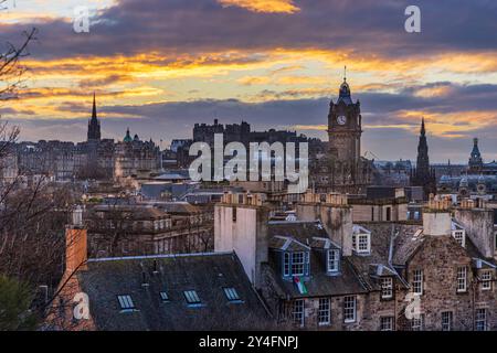 Die Stadt Edinburgh bei Sonnenuntergang Schottland Stockfoto