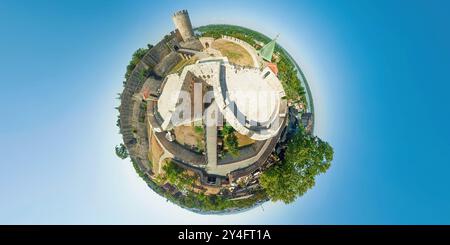 Belgrader Festung aus der Vogelperspektive, 360 Grad winziger Planet, der den Zusammenfluss von save und donau in Serbien zeigt Stockfoto