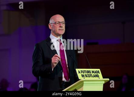 Edinburgh, Großbritannien, 18. September 2024: Schottlands erster Minister John Swinney spricht zum 10. Jahrestag des schottischen Unabhängigkeitsreferendums an SNP-Mitgliedern in den Versammlungsräumen. Quelle: DB Media Services / Alamy Live Stockfoto