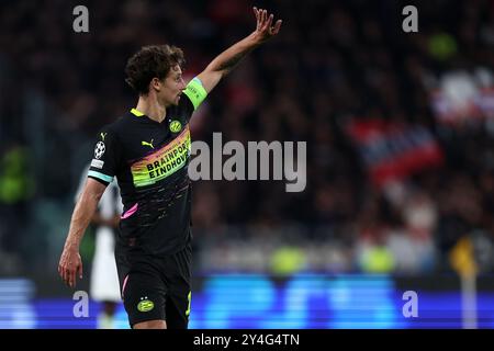 Turin, Italien. September 2024. Olivier Boscagli vom PSV Eindhoven Gesten während des Fußballspiels der UEFA Champions League zwischen Juventus FC und PSV Eindhoven im Allianz Stadium am 17. September 2024 in Turin (Italien) Credit: Marco Canoniero/Alamy Live News Stockfoto