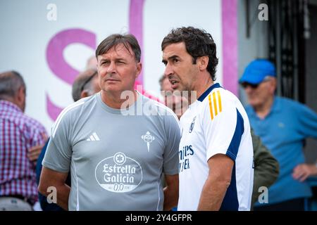 Viveiro, Spanien. August 2024. Vorsaison-Match Racing Club Ferrol gegen Real Madrid Castilla. Busse Raúl González Blanco und Cristóbal Parralo Stockfoto