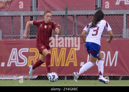 Roma, Italien. September 2024. ALS Roma-Kandidatin Benedetta Glionna bei der UEFA Women's Champions League 2024/2025 Runde 2 zwischen AS Roma und Servette im Tre Fontane-Stadion Rom am 18. September 2024. Sport - Fußball. (Foto: Fabrizio Corradetti/LaPresse) Credit: LaPresse/Alamy Live News Stockfoto