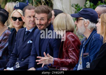 David Beckham und Anna Wintour auf der Boss Fashion Show während der Frühjahr Sommer 2025 Collections Fashion Show auf der Milan Fashion Week in Mailand, Italien am 18. September 2024 (Foto: Jonas Gustavsson/SIPA USA) Stockfoto