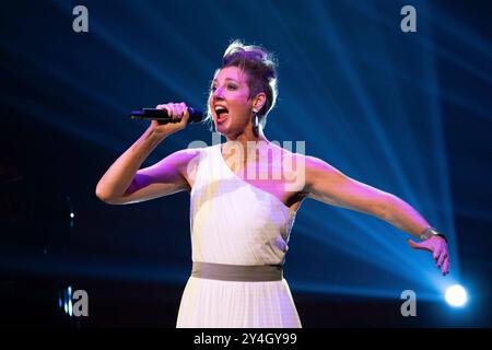 Oberhausen, Deutschland. September 2024. Bettina MÖNCH, Sängerin, Musikdarstellerin, spielt die Rolle der Elisabeth im Musical Elisabeth, Vorstellung des neuen Programms für das Metronom Theater Oberhausen, Metronom Theater Oberhausen am 18. September 2024, Credit: dpa/Alamy Live News Stockfoto