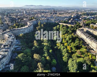 Stockbridge aus der Vogelperspektive am Wasser von Leith, New Town, Edinburgh, Schottland. Stockfoto