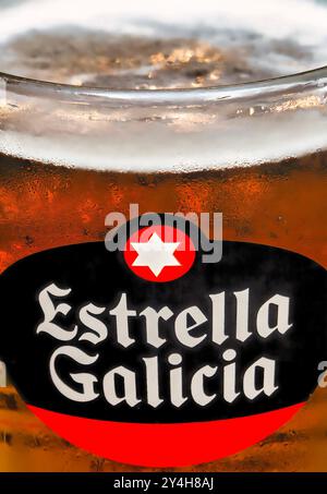 Washington, USA. September 2024. WASHINGTON, DC - 13. SEPTEMBER: Importiertes spanisches Bier in Washington, DC. (Foto: Tony Quinn/SipaUSA) Credit: SIPA USA/Alamy Live News Stockfoto