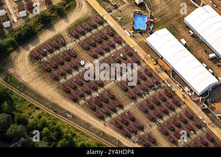 Teilnehmer des PAROOKAVILLE - Electronic Music Festival, Konzertbereich in Weeze im Bundesland Nordrhein-Westfalen, Deutschland, Europa Stockfoto