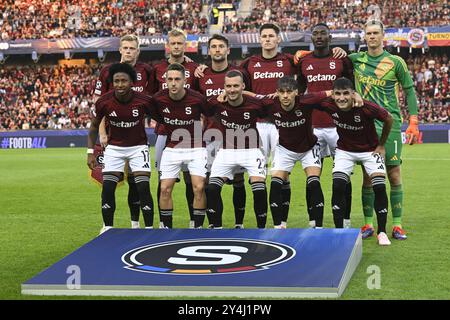 Prag, Tschechische Republik. September 2024. Fußballspieler des AC Sparta Prag posieren für ein Mannschaftsfoto vor dem Spiel der 1. Runde der Fußball-Champions-League: Sparta Prag gegen Red Bull Salzburg in Prag, Tschechische Republik, 18. September 2024. Quelle: Michal Kamaryt/CTK Photo/Alamy Live News Stockfoto