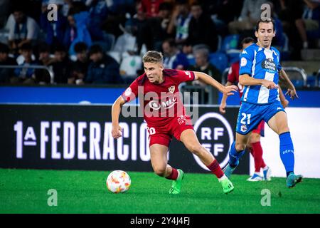 A Coruña, Spanien. Oktober 2022. 1 RFEF League RC Deportivo de la Coruña gegen Linares. Der Spieler Fermín López während des Spiels im Riazor Stadion. Stockfoto