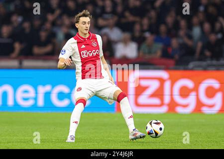 Amsterdam, Niederlande. September 2024. AMSTERDAM, NIEDERLANDE - 18. SEPTEMBER: Youri Baas vom AFC Ajax dribbelt während des niederländischen Eredivisie-Spiels zwischen AFC Ajax und Fortuna Sittard in der Johan Cruijff Arena am 18. September 2024 in Amsterdam. (Foto: Peter Lous/Orange Pictures) Credit: dpa/Alamy Live News Stockfoto