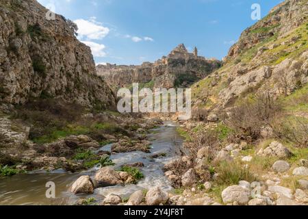 Matera - der Blick aus dem Tal. Stockfoto
