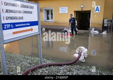 Bohumin, Region Ostrava. September 2024. Überflutetes Krankenhaus aufgrund der überfluteten oder in Bohumin, Region Ostrava, Tschechische Republik, 18. September 2024. Quelle: VIT Simanek/CTK Photo/Alamy Live News Stockfoto