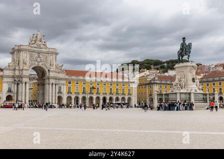 Der Praco do Comercio ist einer der größten öffentlichen Plätze in Lissabon. Stockfoto