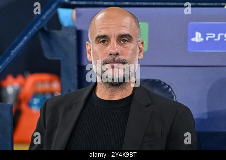 Manchester, Großbritannien. September 2024. PEP Guardiola Manager von Manchester City auf der Bank vor dem Spiel der UEFA Champions League Manchester City gegen Inter Mailand im Etihad Stadium, Manchester, Großbritannien, 18. September 2024 (Foto: Cody Froggatt/News Images) in Manchester, Großbritannien am 18. September 2024. (Foto: Cody Froggatt/News Images/SIPA USA) Credit: SIPA USA/Alamy Live News Stockfoto