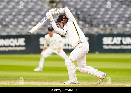 Bristol, Vereinigtes Königreich, 19. September 2024. Tom Price in Gloucestershire schlug während des Spiels der Vitality County Championship Division 2 zwischen Gloucestershire und Sussex. Quelle: Robbie Stephenson/Gloucestershire Cricket/Alamy Live News Stockfoto