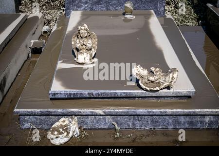 Bohumin, Region Ostrava. September 2024. Überfluteter Friedhof aufgrund der überfluteten oder in Bohumin, Region Ostrava, Tschechische Republik, 18. September 2024. Quelle: VIT Simanek/CTK Photo/Alamy Live News Stockfoto