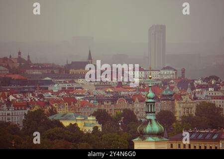 Hohe Betrachtungswinkel von stadtbild gegen Sky Stockfoto