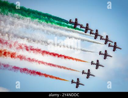 Die italienische Luftwaffe Frecce Tricolori Aerobatic Team beim 75. Jahrestag der NATO Joint Power Demonstration in Virginia Beach, Virginia. Stockfoto