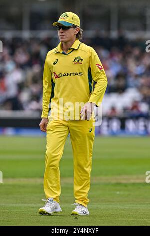 Trent Bridge, Nottingham, Großbritannien. September 2024. 1st Metro Bank One Day Cricket International, England gegen Australien; Adam Zampa aus Australien Credit: Action Plus Sports/Alamy Live News Stockfoto