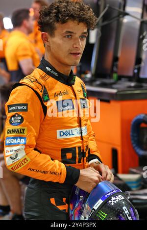 Singapur, Singapur. September 2024. Lando Norris (GBR) McLaren. Formel-1-Weltmeisterschaft, Rd 18, Grand Prix von Singapur, Donnerstag, 19. September 2024. Marina Bay Street Circuit, Singapur. Quelle: James Moy/Alamy Live News Stockfoto