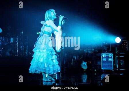 Musikkonzert - Aurora - Was geschah mit der Erde 24/25 Aurora Aksnes Mailand Alcatraz Italien Copyright: XMirkoxFava/TSCKx/xLiveMediax LPM 1525260 Stockfoto