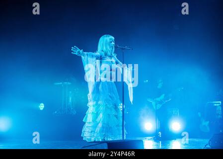 Musikkonzert - Aurora - Was geschah mit der Erde 24/25 Aurora Aksnes Mailand Alcatraz Italien Copyright: XMirkoxFava/TSCKx/xLiveMediax LPM 1525254 Stockfoto