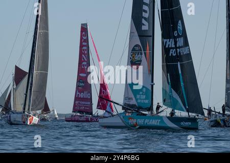 Thomas Ruyant VERWUNDBAR während des 48-Stunden-Rennens Le Défi Azimut vor Lorient, Westfrankreich, am 15. September 2024 - Foto Nicolas Pehe/DPPI Credit: DPPI Media/Alamy Live News Stockfoto