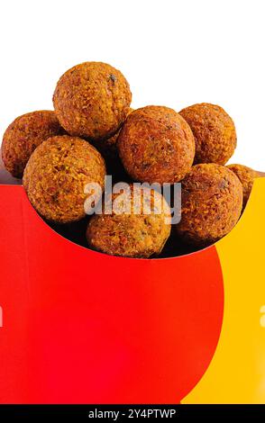 Falafel isoliert auf weißem Hintergrund Stockfoto