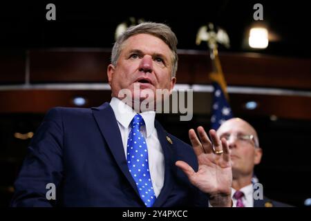 Washington, Vereinigte Staaten. September 2024. Der US-Repräsentant Michael McCaul (Republikaner von Texas) wird am Dienstag, den 10. September 2024, im Capitol Building in Washington D.C. bei einer Pressekonferenz mit der Führung des Repräsentantenhauses der Republikanischen Partei gesehen. Quelle: Aaron Schwartz/CNP/dpa/Alamy Live News Stockfoto