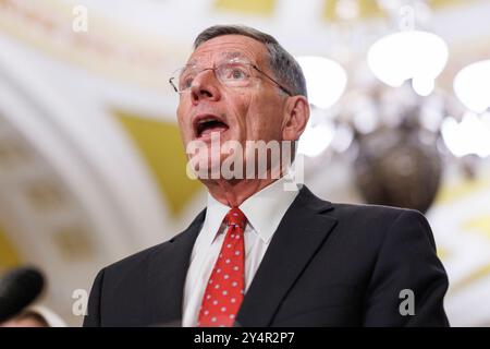 Washington, Vereinigte Staaten. September 2024. Der US-Senator John Barrasso (Republikaner von Wyoming) wird am Dienstag, den 10. September 2024, im Capitol Building in Washington DC während einer Pressekonferenz der Senate Leadership nach dem Mittagessen gesehen. Quelle: Aaron Schwartz/CNP/dpa/Alamy Live News Stockfoto