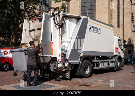 Rhenus Logistics Data Destruction Truck Stockfoto