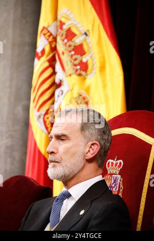 König Felipe VI. Von Spanien nimmt am 29. November 2023 an der Eröffnung der 15. Legislaturperiode am Kongress der Abgeordneten in Madrid Teil. Stockfoto