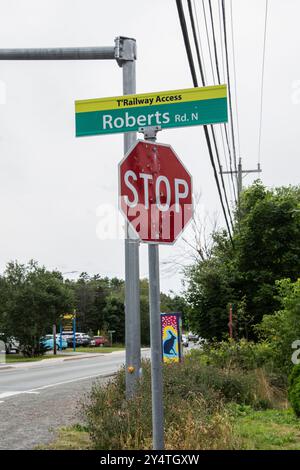 T'Railway Access Schild für Roberts Road N in Conception Bay South, Neufundland & Labrador, Kanada Stockfoto