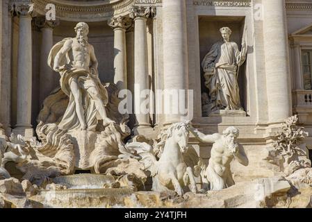 Trevi-Brunnen, einer der berühmtesten Brunnen der Welt, in Rom, Italien, Europa Stockfoto