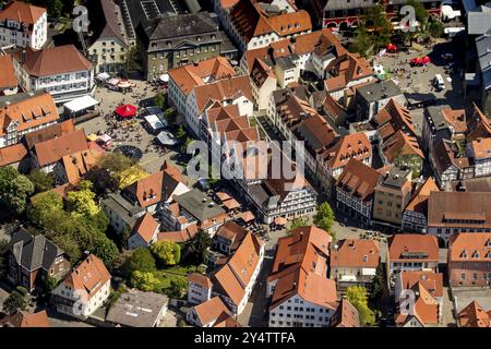 Soest, Altstadtmarkt mit historischem Stadtzentrum. Fachwerkhäuser, Ostwestfalen, Nordrhein-Westfalen Stockfoto