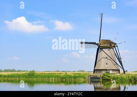 Die Windmühlen in Kinderdijk, einem UNESCO-Weltkulturerbe in Rotterdam, Niederlande Stockfoto