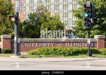 Die University of Illinois ist eine öffentliche Forschungsuniversität, die 1867 gegründet wurde. Stockfoto